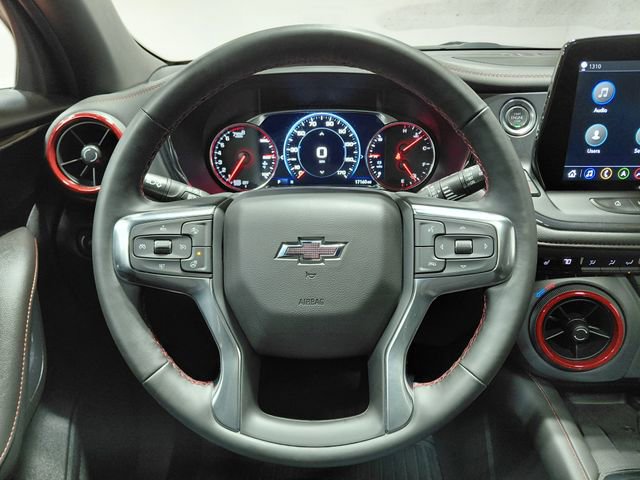 Used 2025 Chevrolet Blazer RS w/ Enhanced Convenience Package AWD/4WD image 30