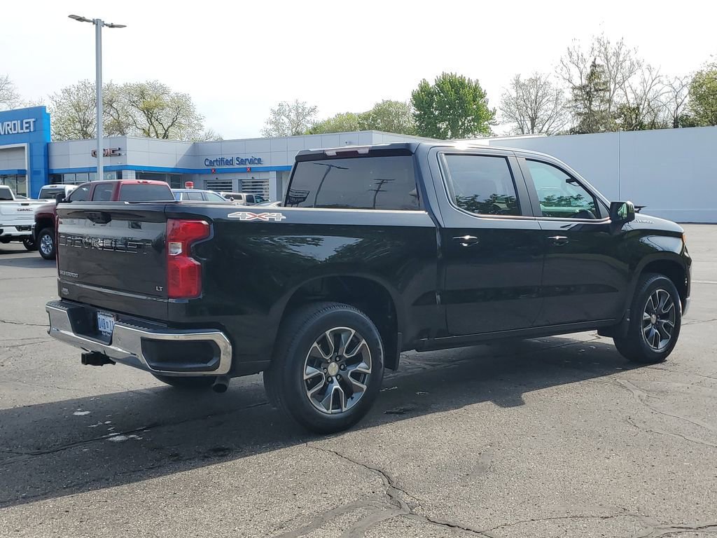 Used 2024 Chevrolet Silverado 1500 LT AWD/4WD image 4