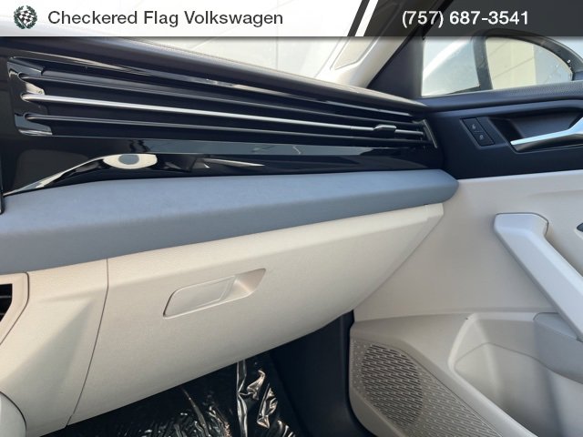 New 2026 Volkswagen Jetta SE image 46