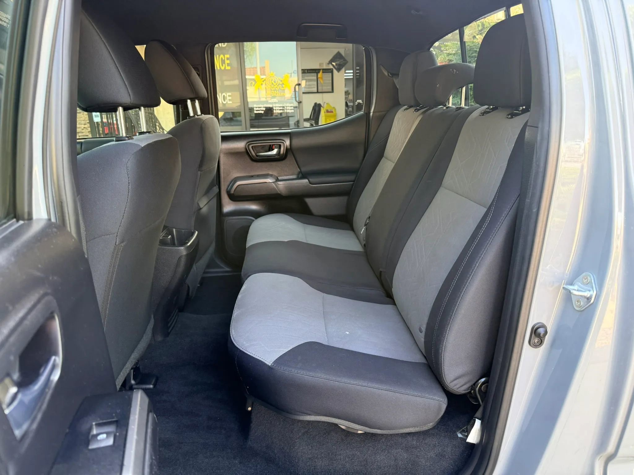 Used 2021 Toyota Tacoma TRD Sport w/ Technology Package image 14