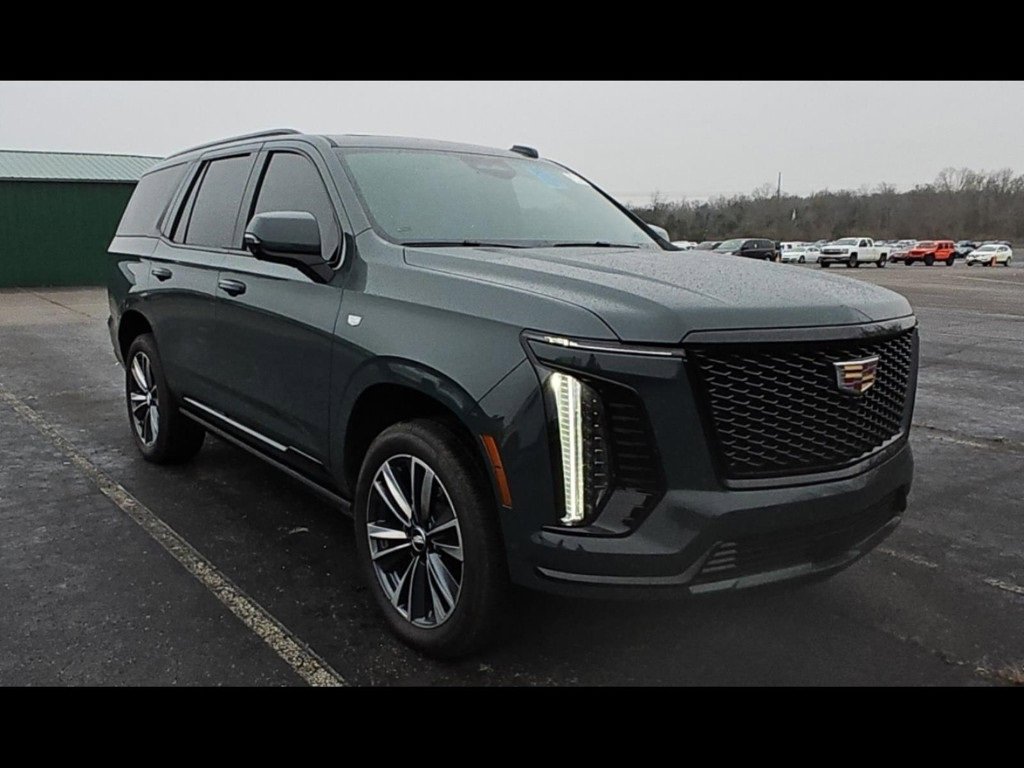 Used 2025 Cadillac Escalade Sport image 2