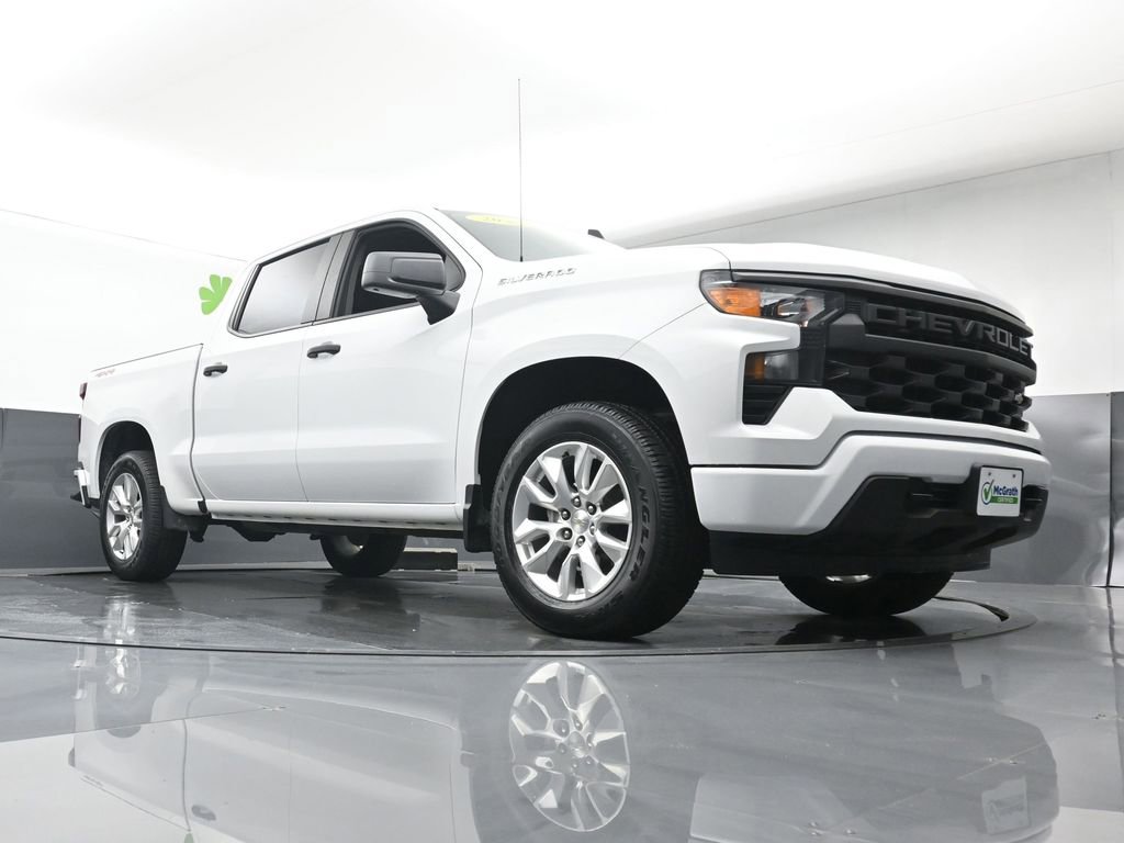 Used 2024 Chevrolet Silverado 1500 Custom image 25