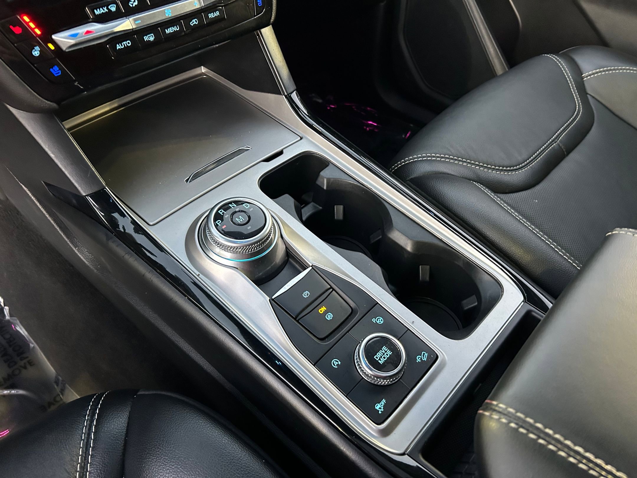 Used 2022 Ford Explorer ST w/ Equipment Group 401A image 18