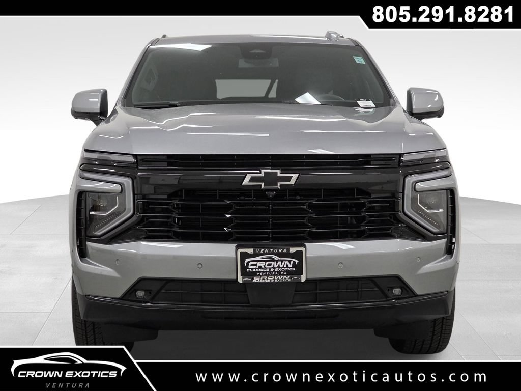 Used 2026 Chevrolet Suburban RST AWD/4WD image 2