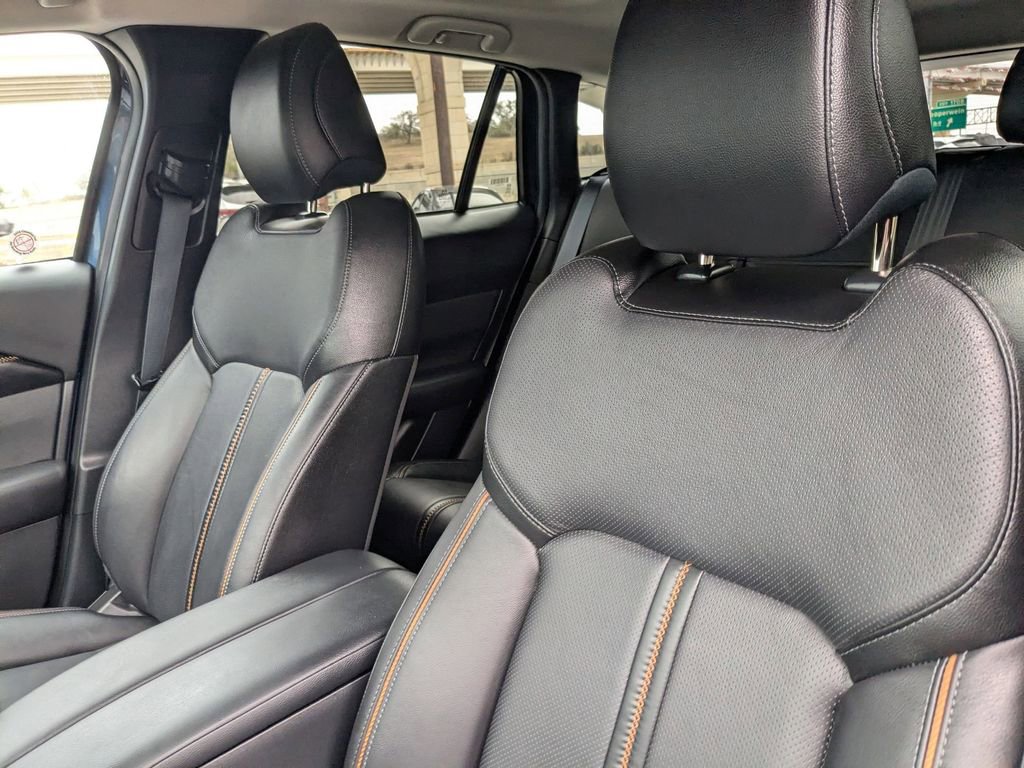 Used 2025 MAZDA CX-50 AWD 2.5 Hybrid w/ Premium Pkg image 16