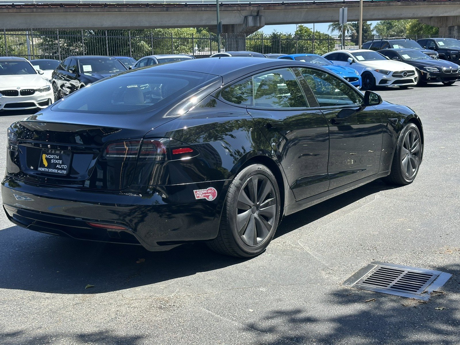 Used 2024 Tesla Model S image 8