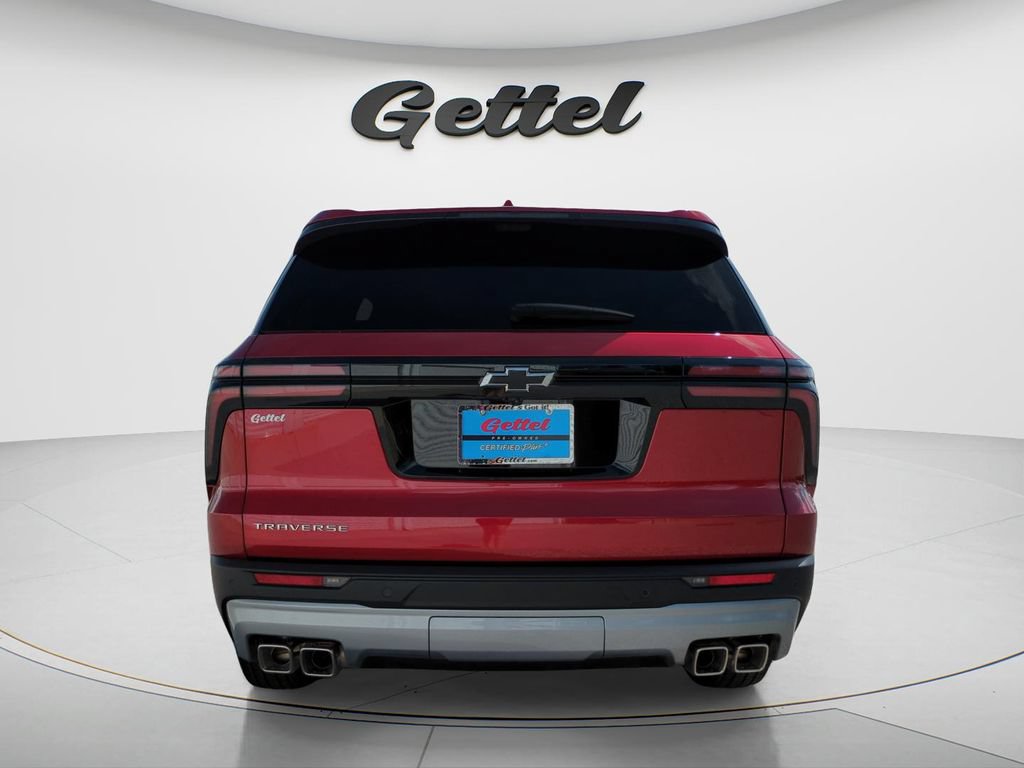 Used 2026 Chevrolet Traverse LT w/ Driver Confidence Package FWD image 6