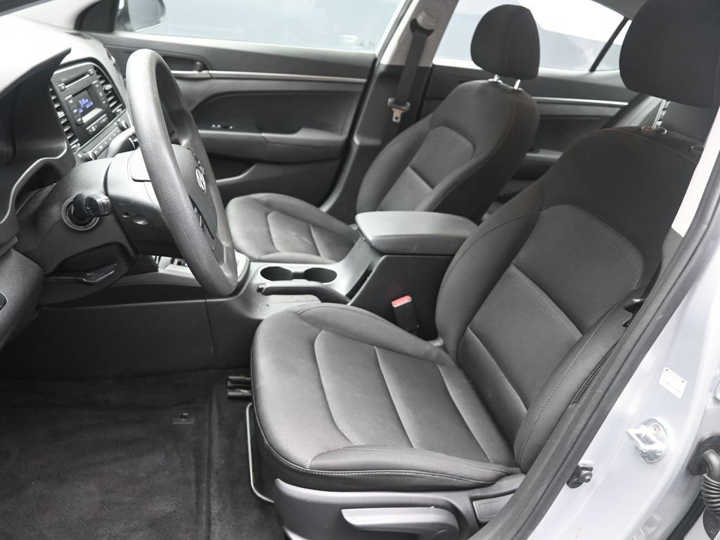 Used 2018 Hyundai Elantra SE w/ Cargo Package image 17
