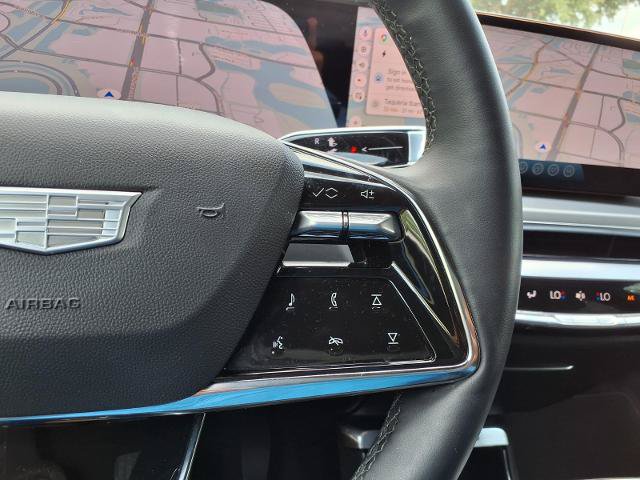 New 2026 Cadillac Lyriq Luxury AWD/4WD image 17