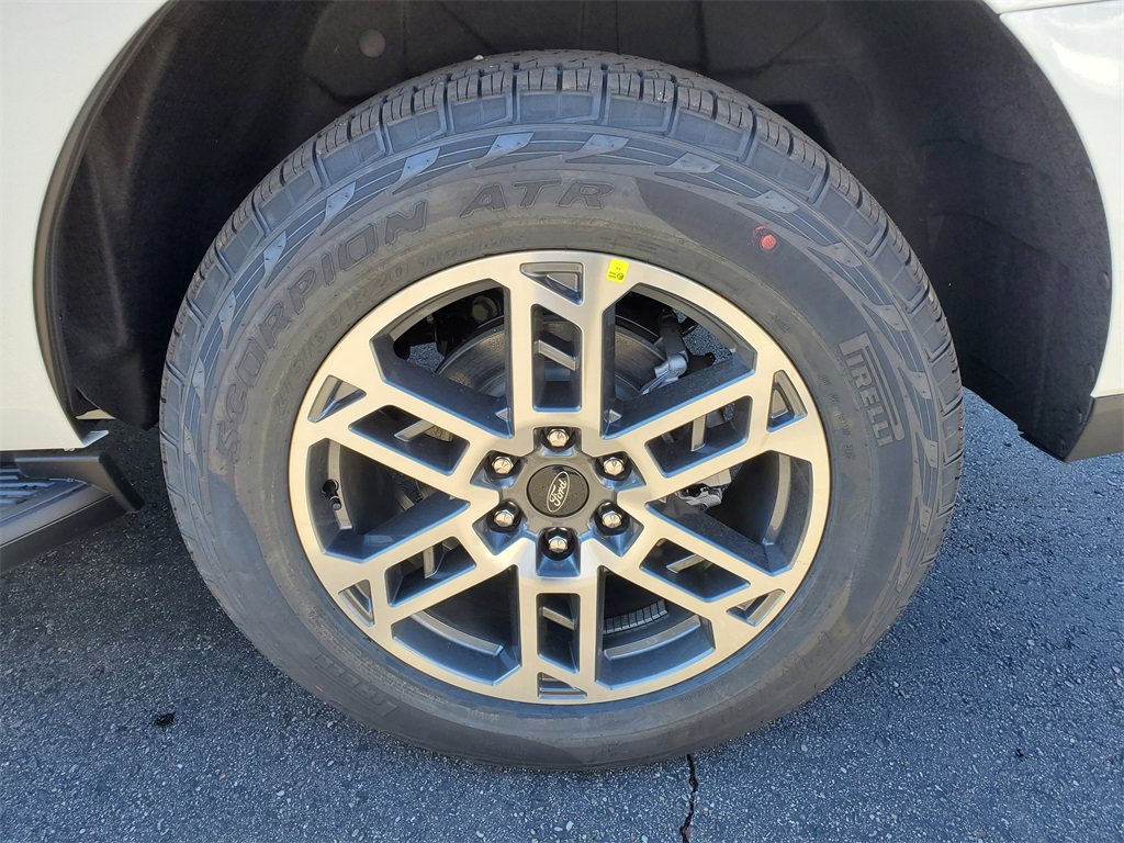 New 2025 Ford Expedition Active image 35