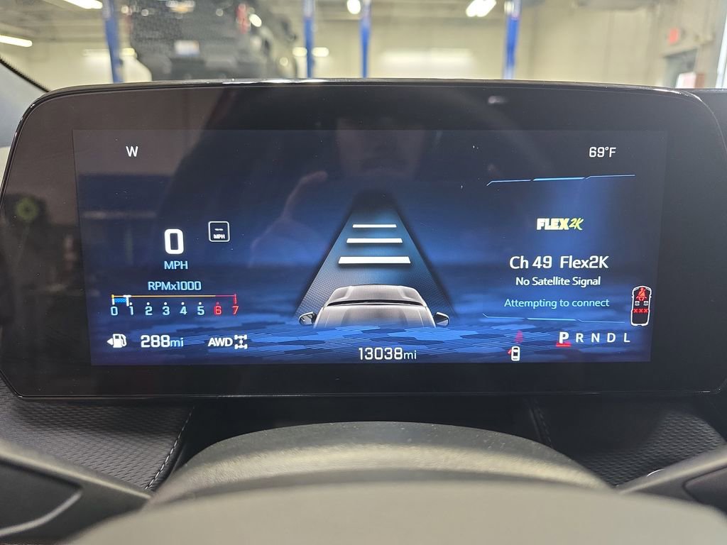 Used 2025 Chevrolet Equinox LT w/ Safety and Technology Package image 20