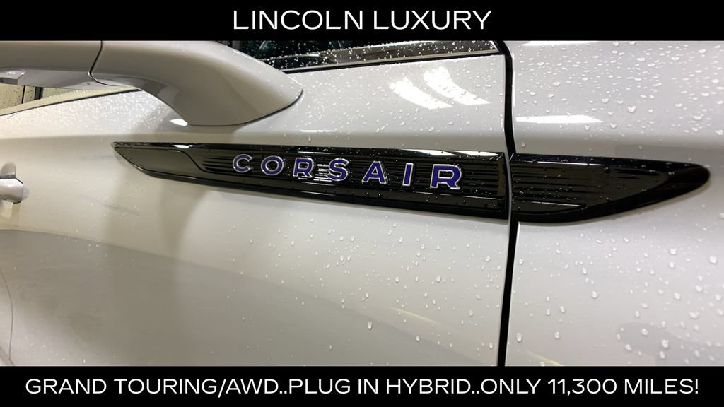 Used 2025 Lincoln Corsair Grand Touring w/ Towing Package AWD/4WD image 10