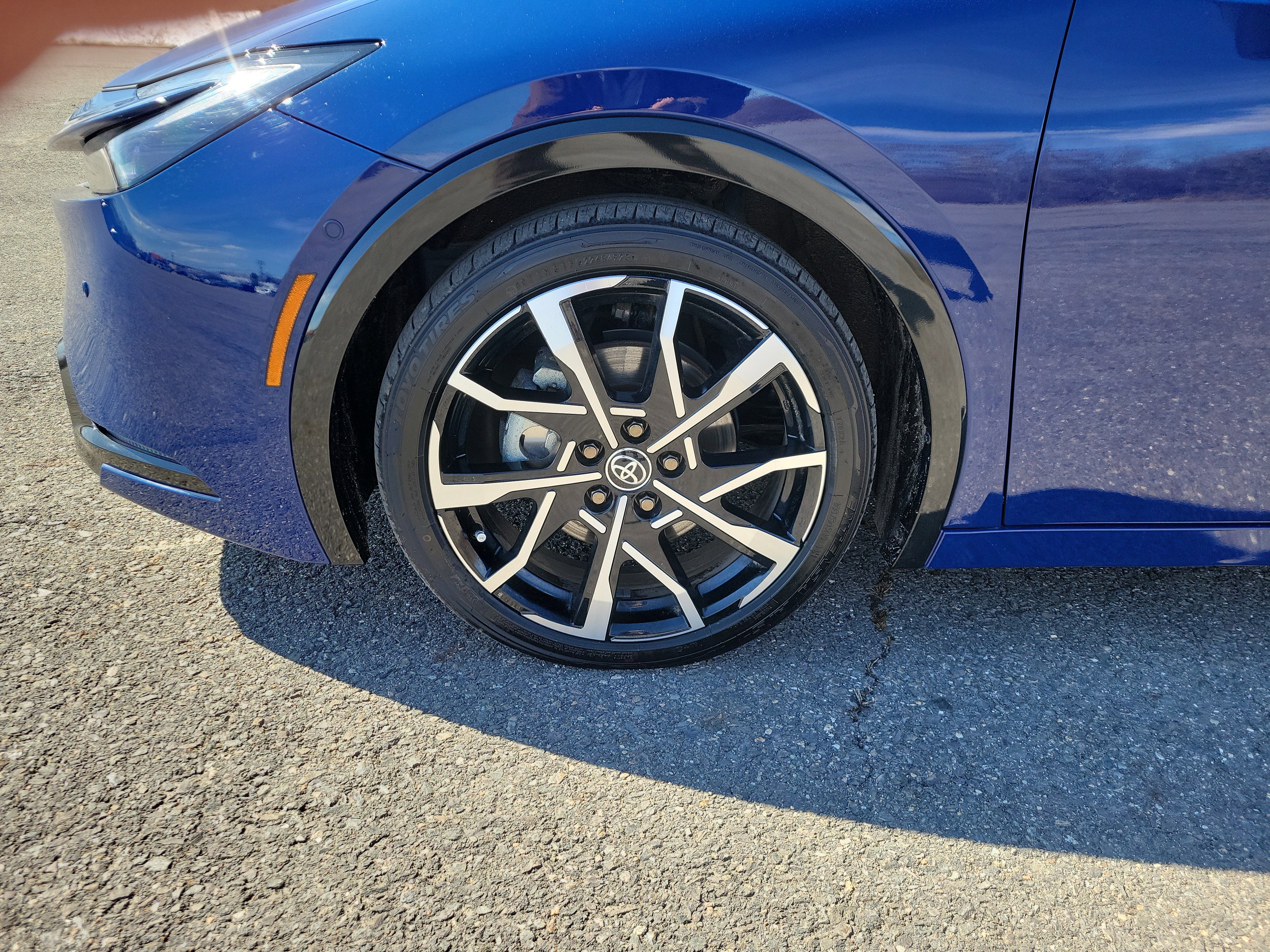 Used 2024 Toyota Prius Prime Premium w/ Advanced Technology Package image 12