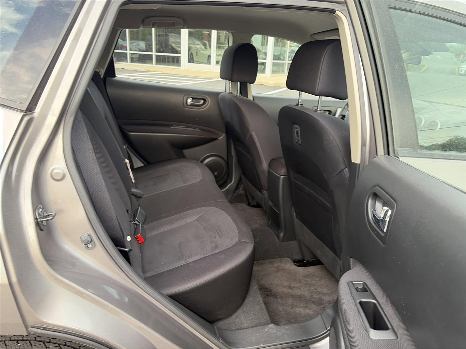Used 2015 Nissan Rogue S w/ Convenience Package FWD image 13