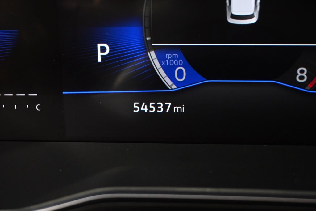 Used 2023 Volkswagen Jetta SE w/ Panoramic Sunroof Package FWD image 26