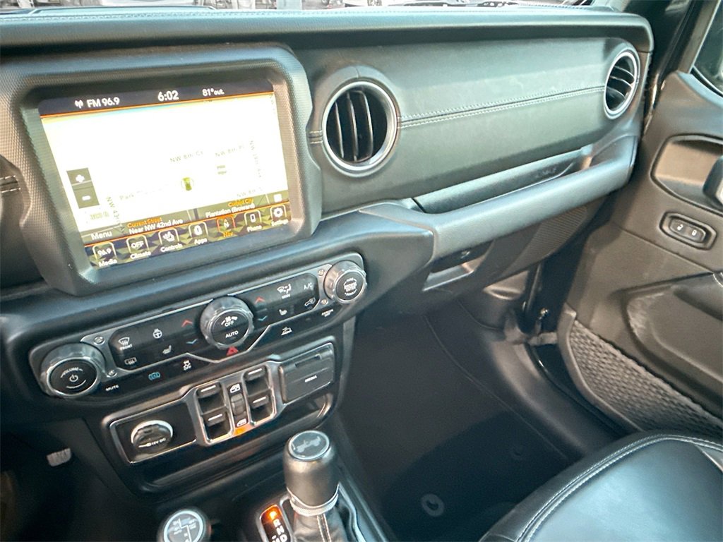 Used 2022 Jeep Wrangler Unlimited Sahara w/ Cold Weather Group image 24