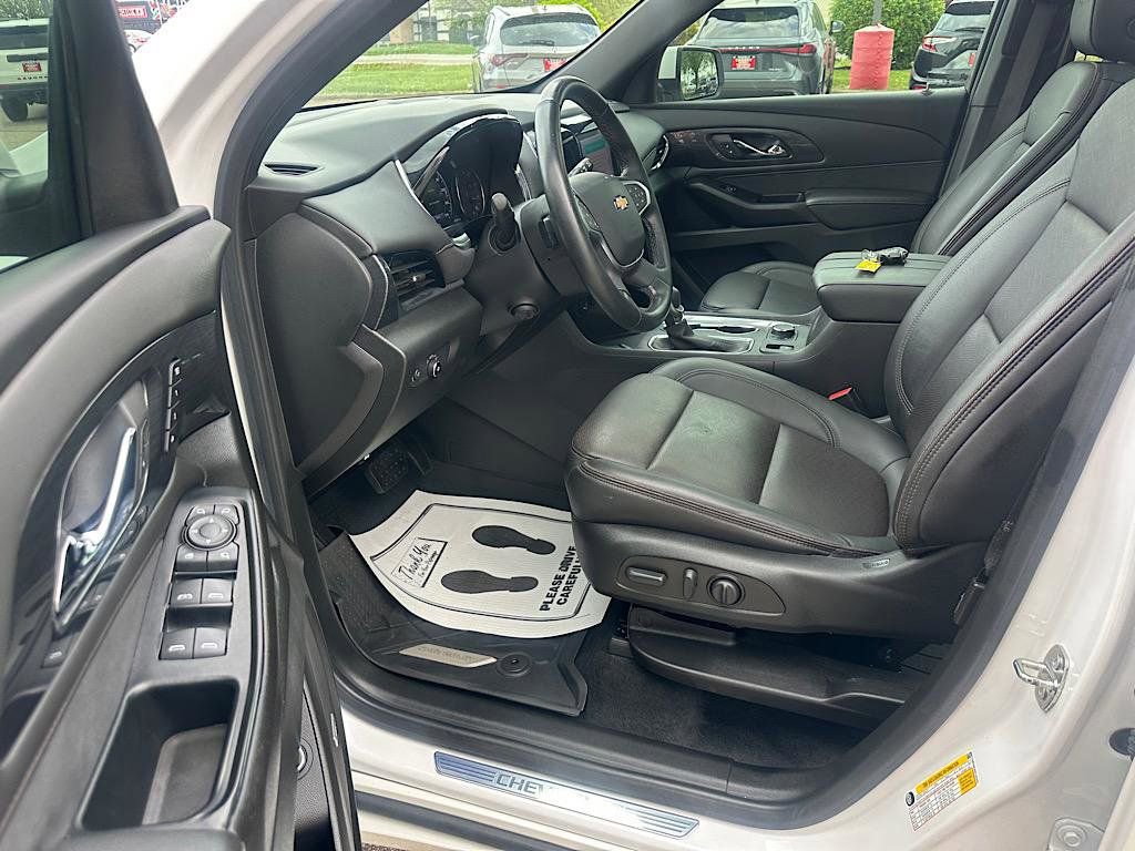Used 2023 Chevrolet Traverse High Country w/ LPO, Floor Liner Package image 15