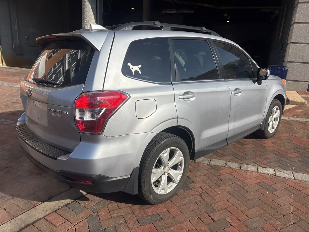 Used 2016 Subaru Forester 2.5i Limited image 3