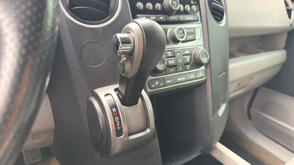 Used 2015 Honda Pilot EX-L image 18