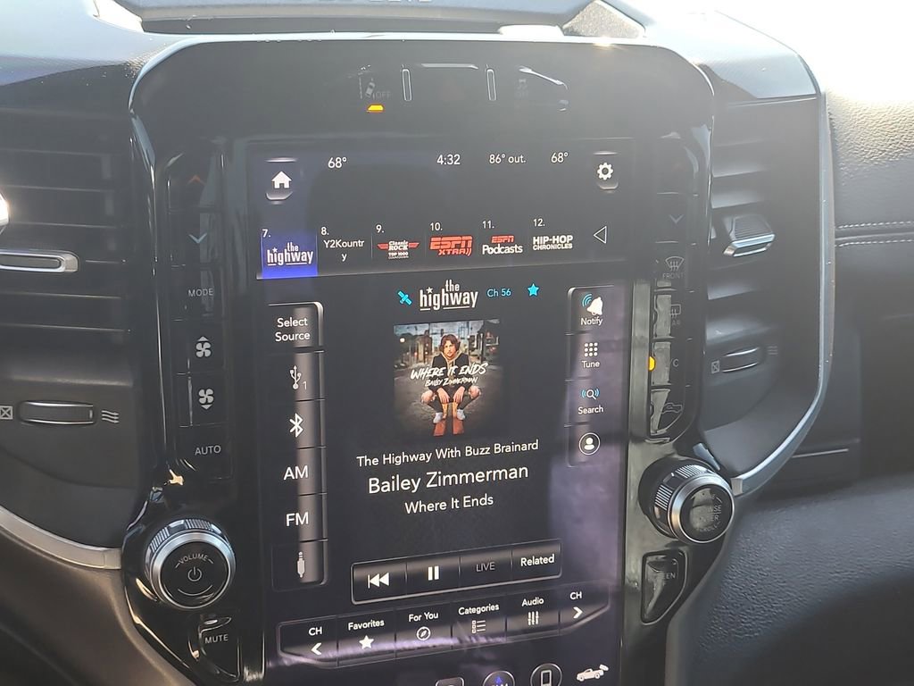 Used 2020 RAM 2500 Laramie image 24