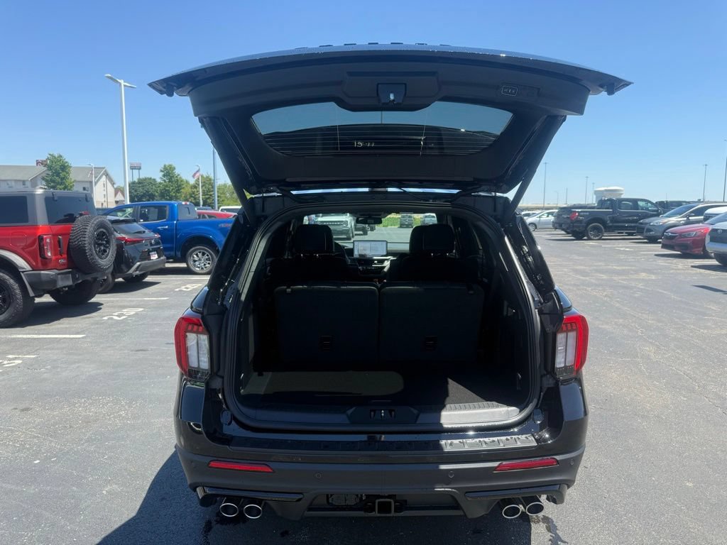 New 2026 Ford Explorer ST w/ Sun And Sound Package AWD/4WD image 45