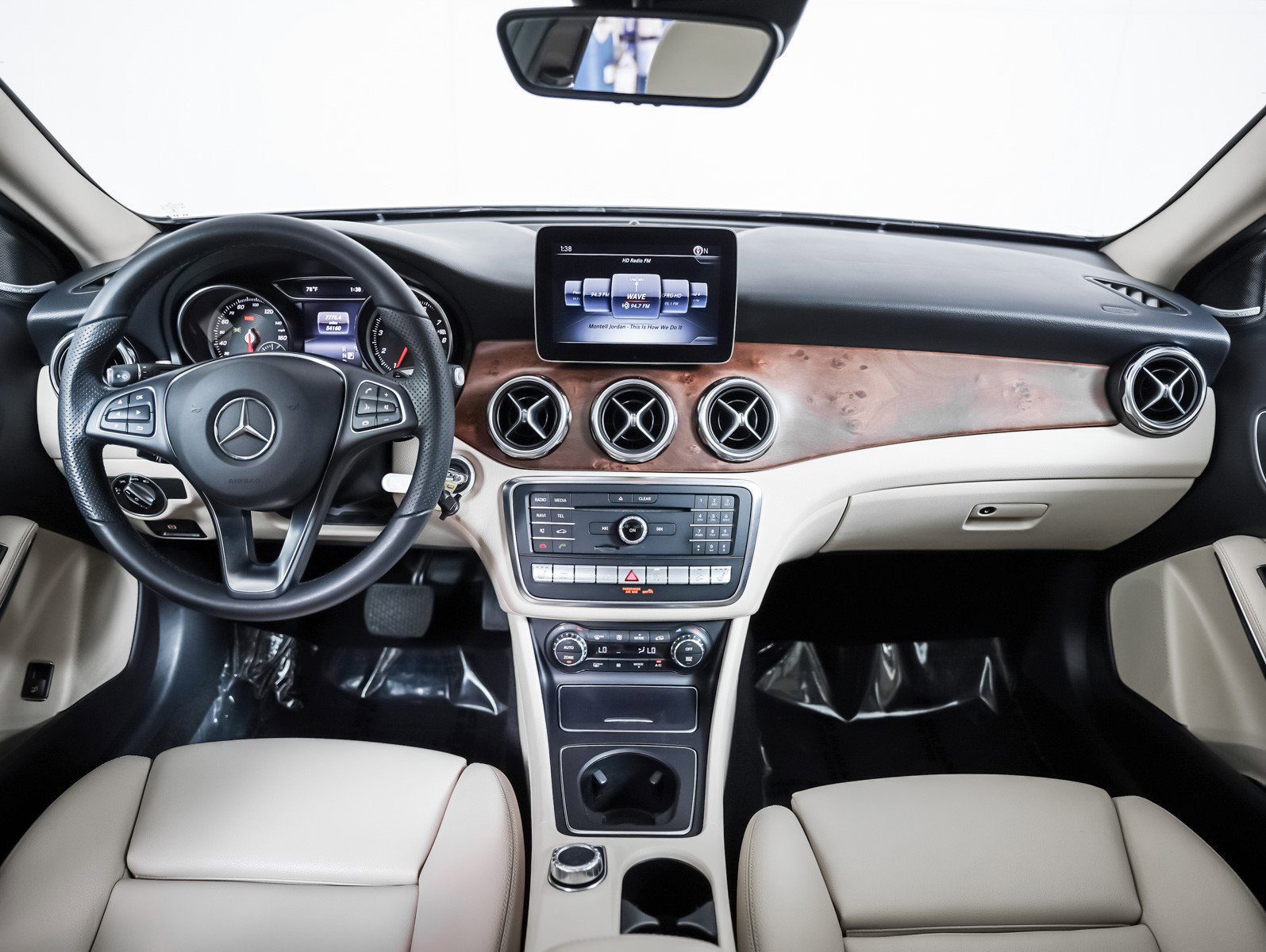 Used 2019 Mercedes-Benz GLA 250 4MATIC image 6