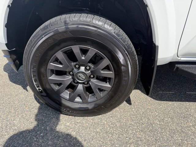 Used 2023 Toyota Tacoma SR5 image 3