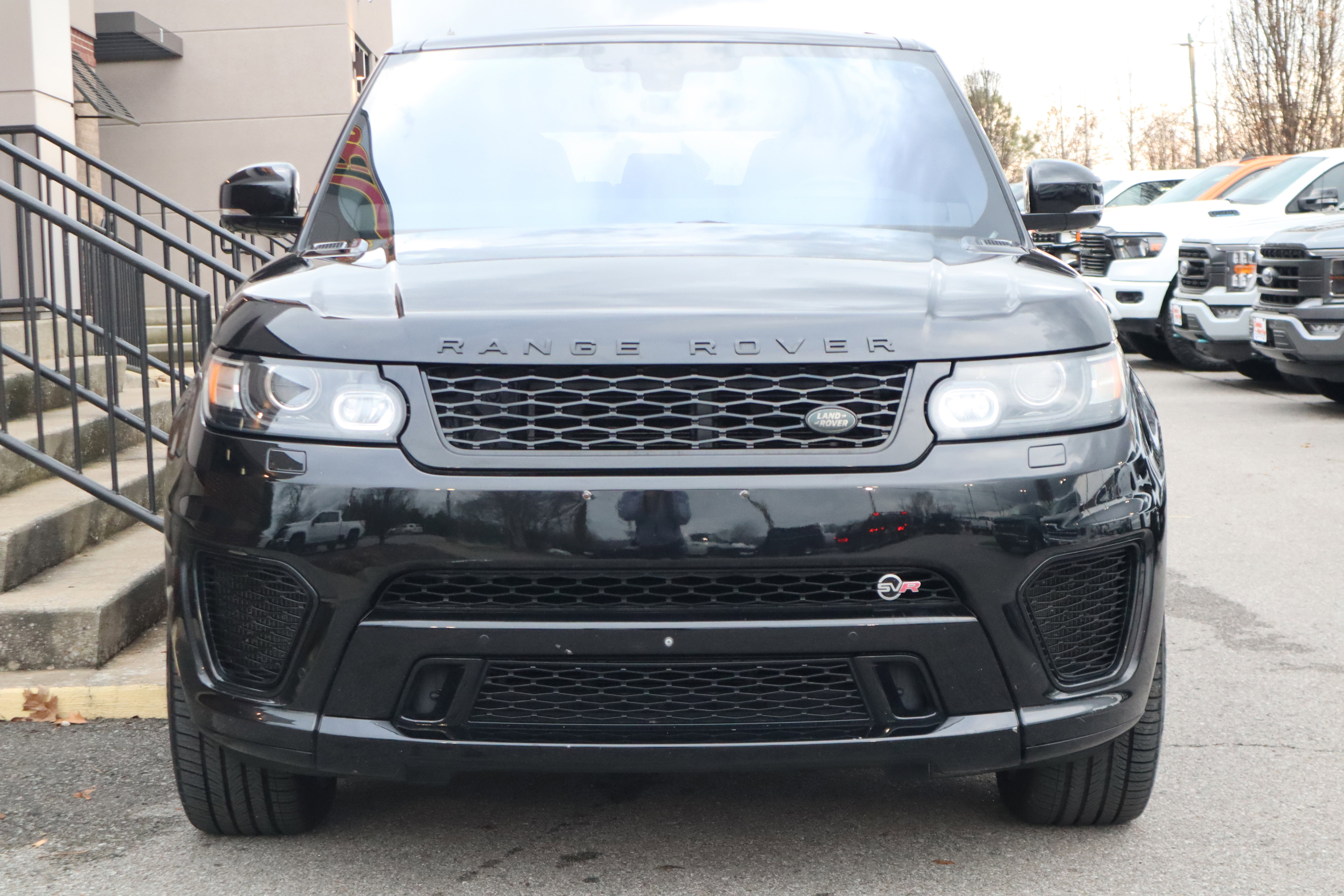 Used 2016 Land Rover Range Rover Sport SVR image 4