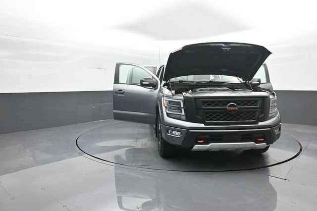 Used 2021 Nissan Titan PRO-4X w/ Pro-4x Convenience Package AWD/4WD image 46