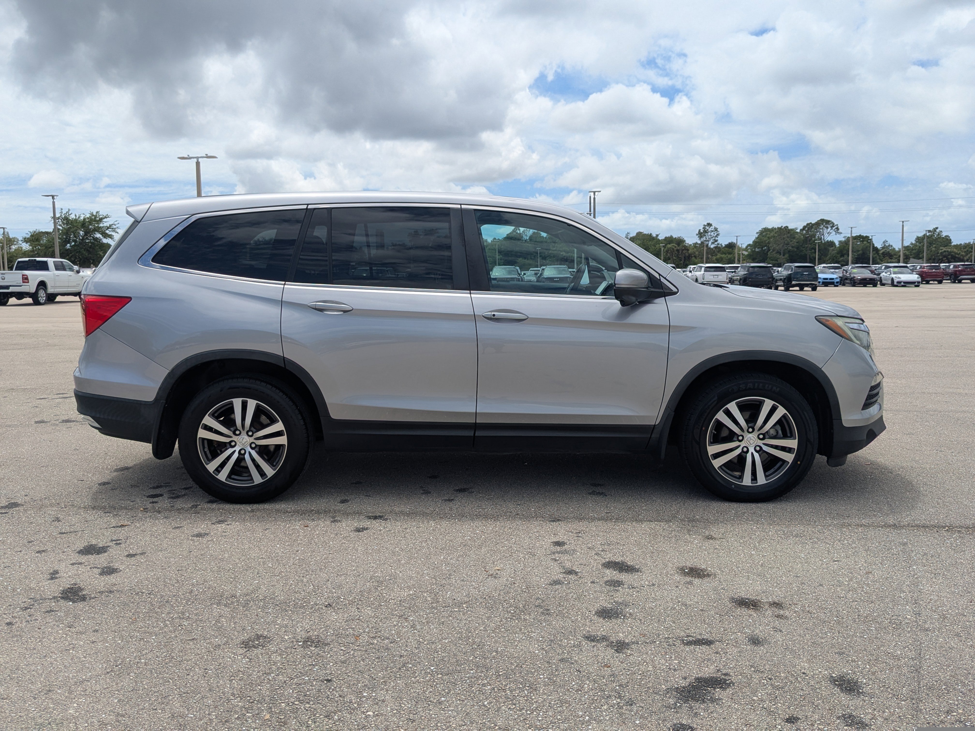 Used 2018 Honda Pilot EX-L image 4