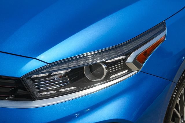 Certified 2023 Kia Forte GT-Line FWD image 6