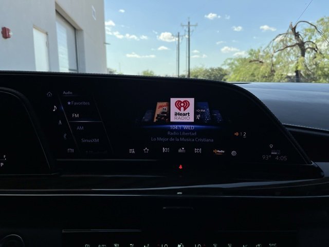 Certified 2022 Cadillac Escalade ESV Sport Platinum w/ LPO, ONYX Package image 19