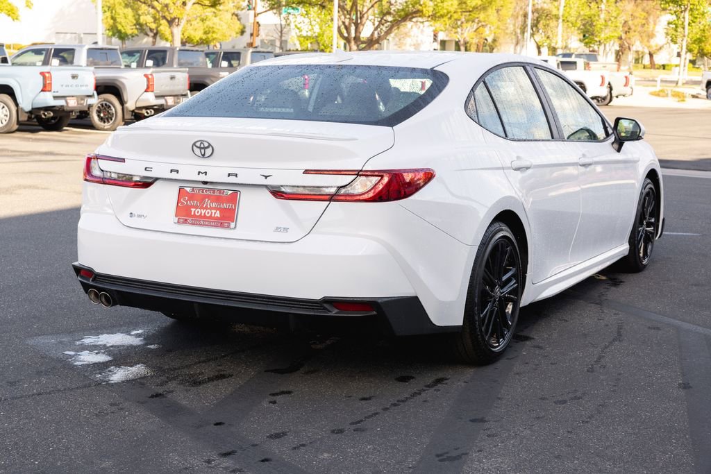 Used 2026 Toyota Camry SE w/ Convenience Package FWD image 5