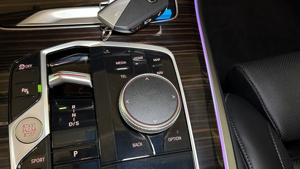 Used 2026 BMW X5 xDrive40i image 27