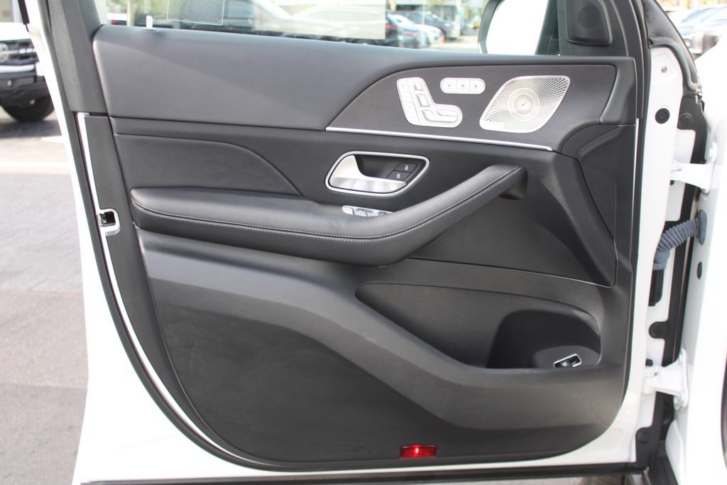 Certified 2023 Mercedes-Benz GLS 580 4MATIC image 12