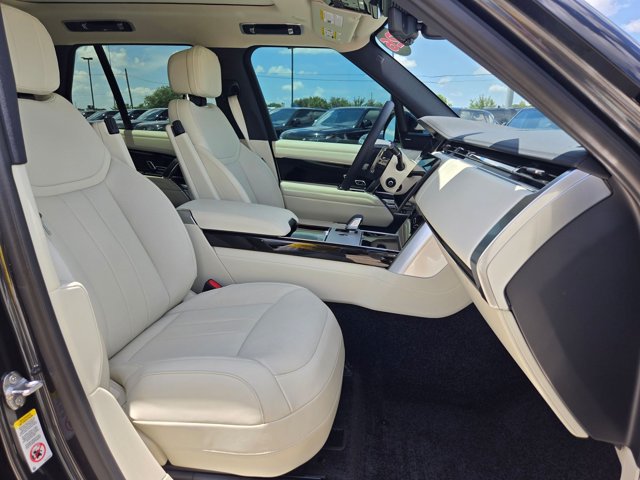 Used 2026 Land Rover Range Rover SE AWD/4WD image 22