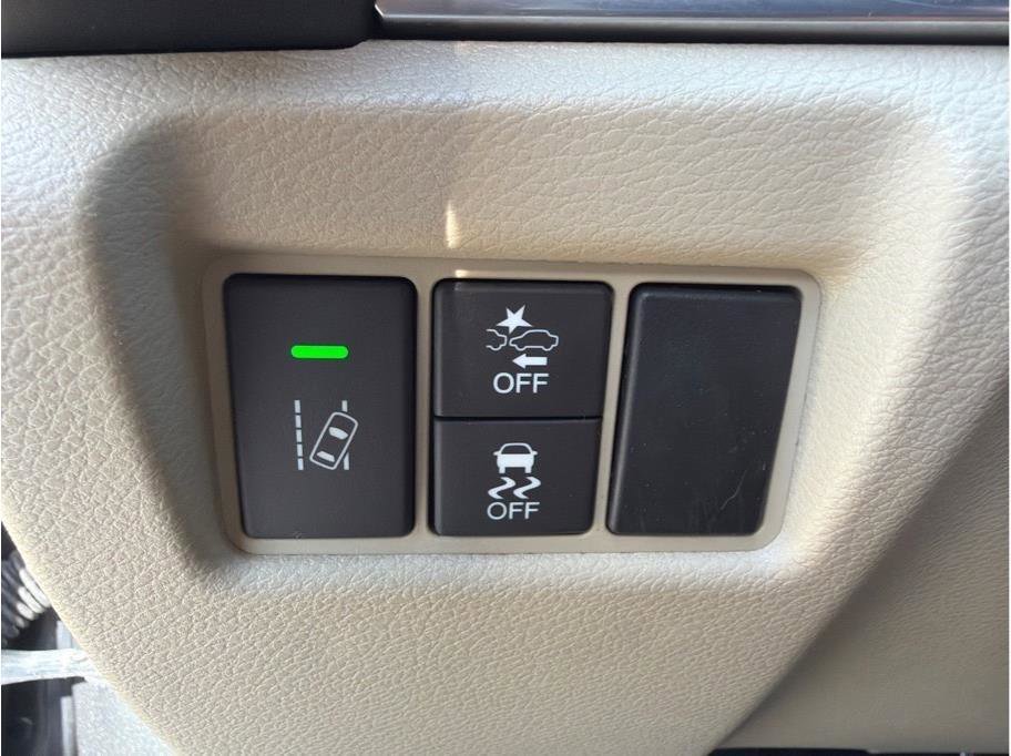 Used 2016 Acura MDX SH-AWD w/ Technology Package image 24