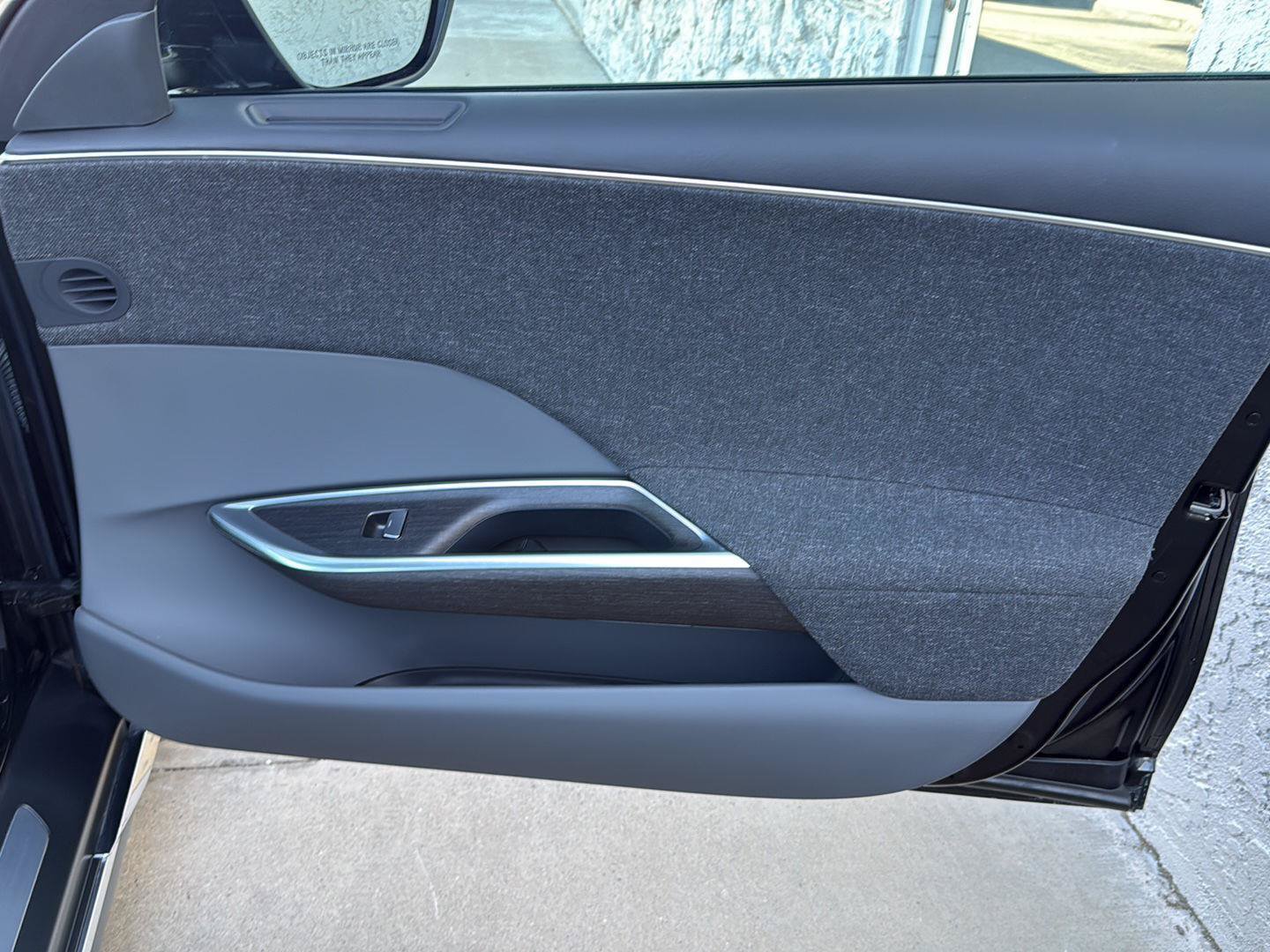 Used 2023 Lucid Air Pure AWD/4WD image 31