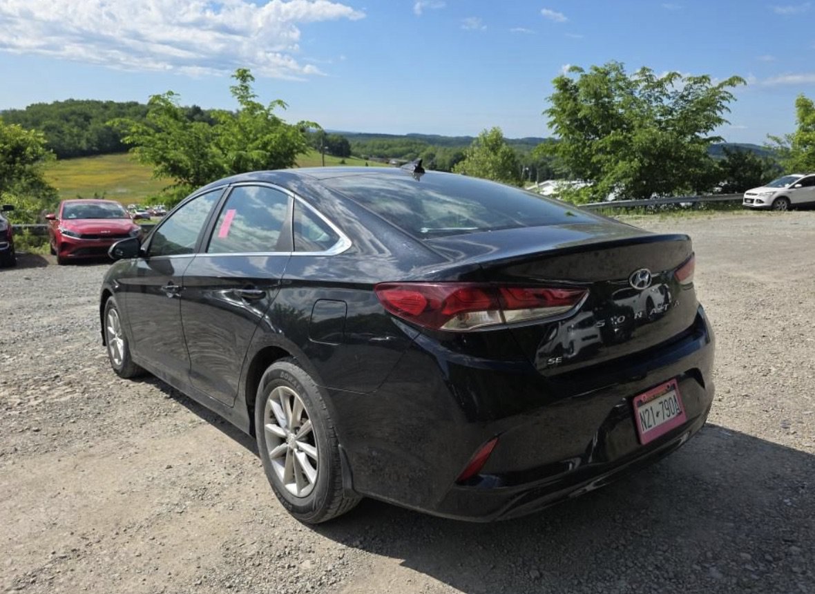 Used 2019 Hyundai Sonata SE w/ Cargo Package FWD image 6