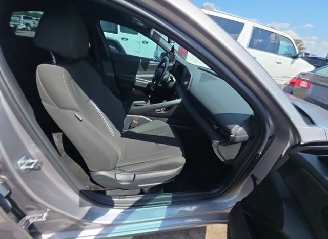 Used 2025 Hyundai Elantra Sport w/ Cargo Package FWD image 9