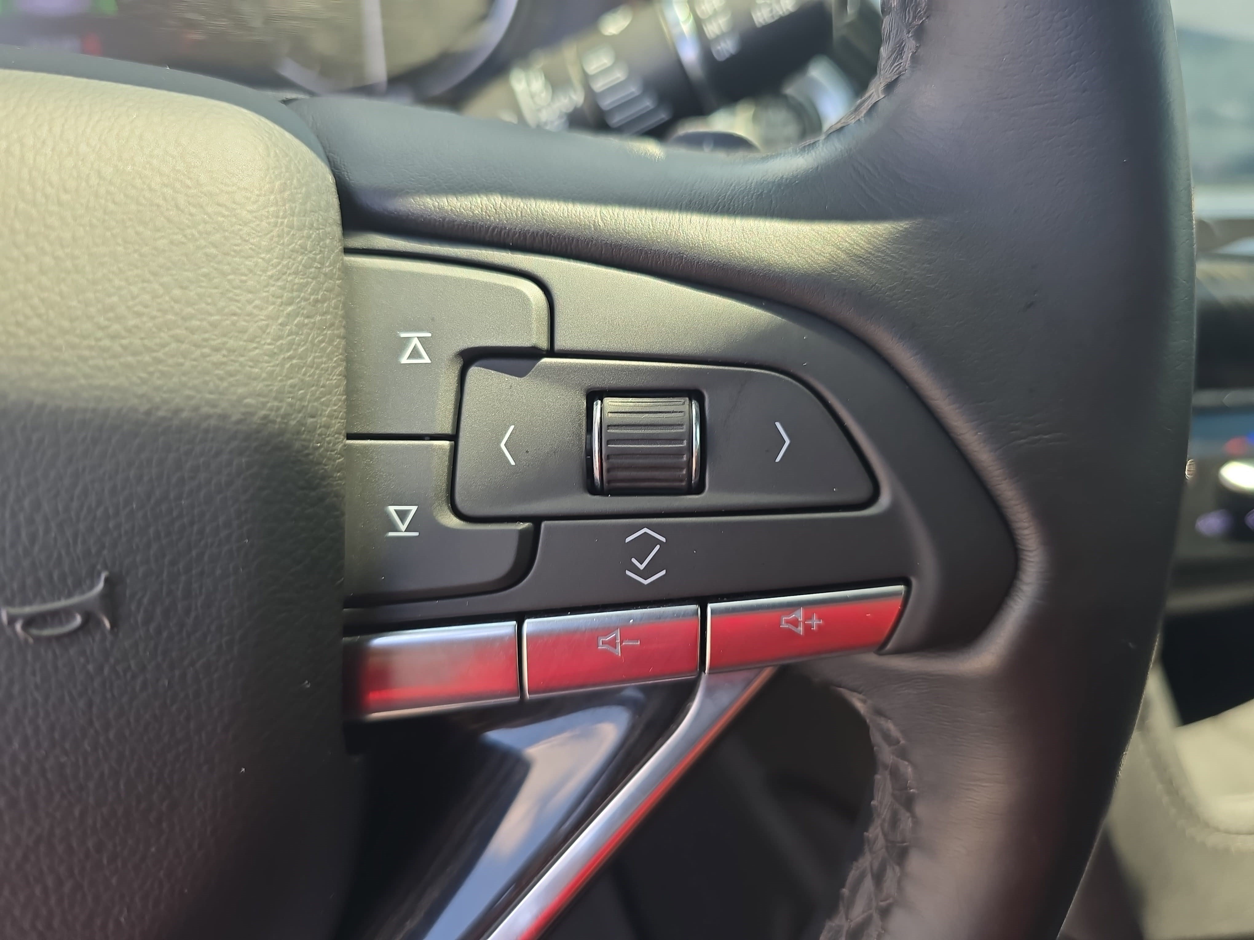 Used 2021 Cadillac XT6 Premium Luxury FWD image 19