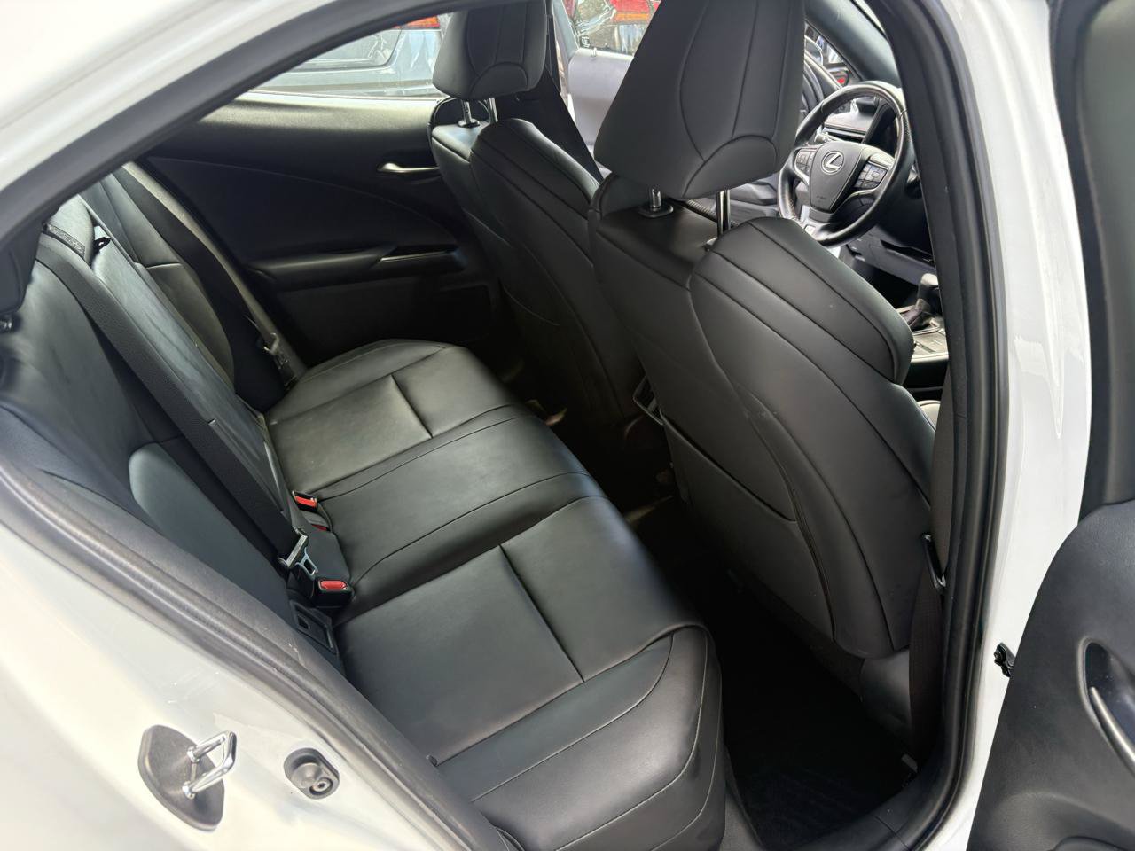 Used 2020 Lexus UX 200 F Sport FWD image 12
