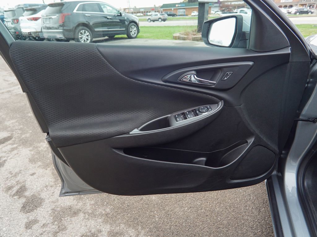 Used 2024 Chevrolet Malibu LT image 15
