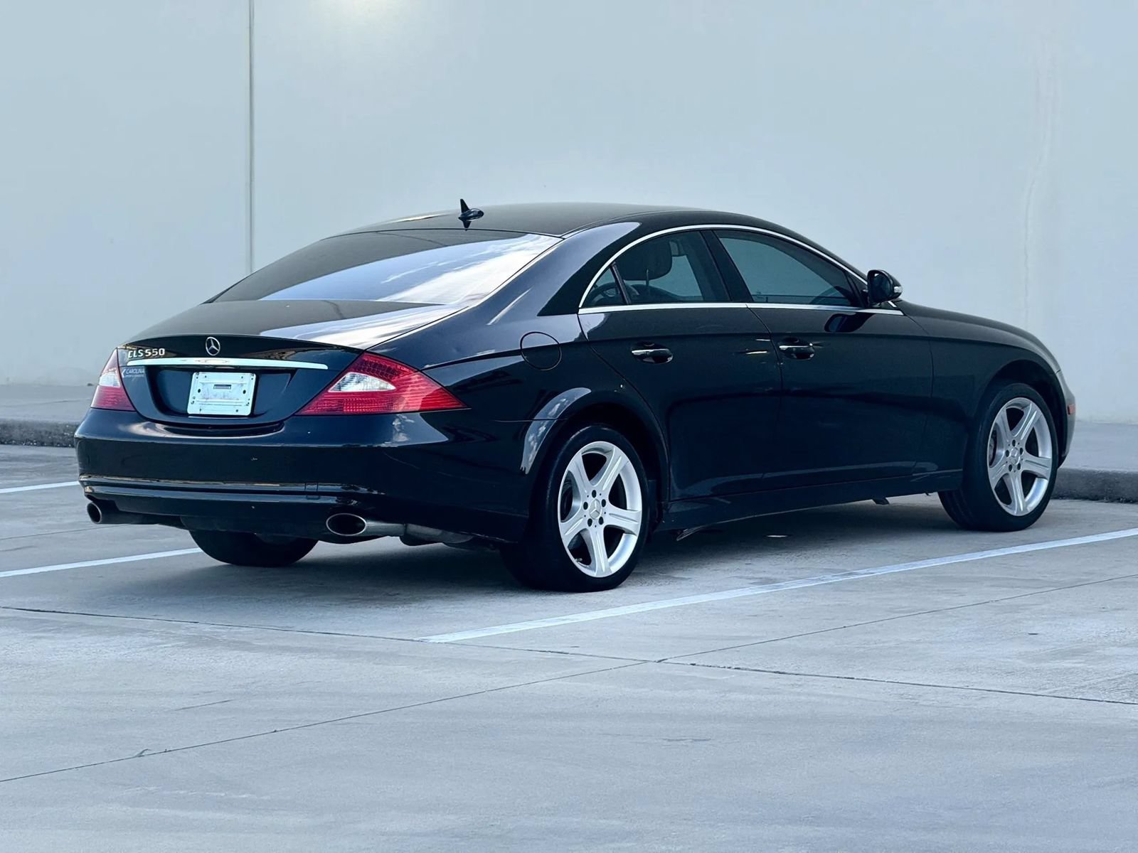 Used 2007 Mercedes-Benz CLS 550 image 7