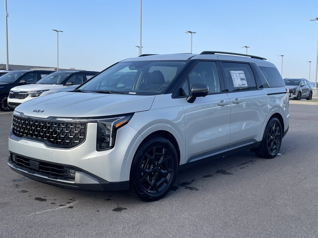 New 2026 Kia Carnival SX w/ SX Dark Edition Package image 3