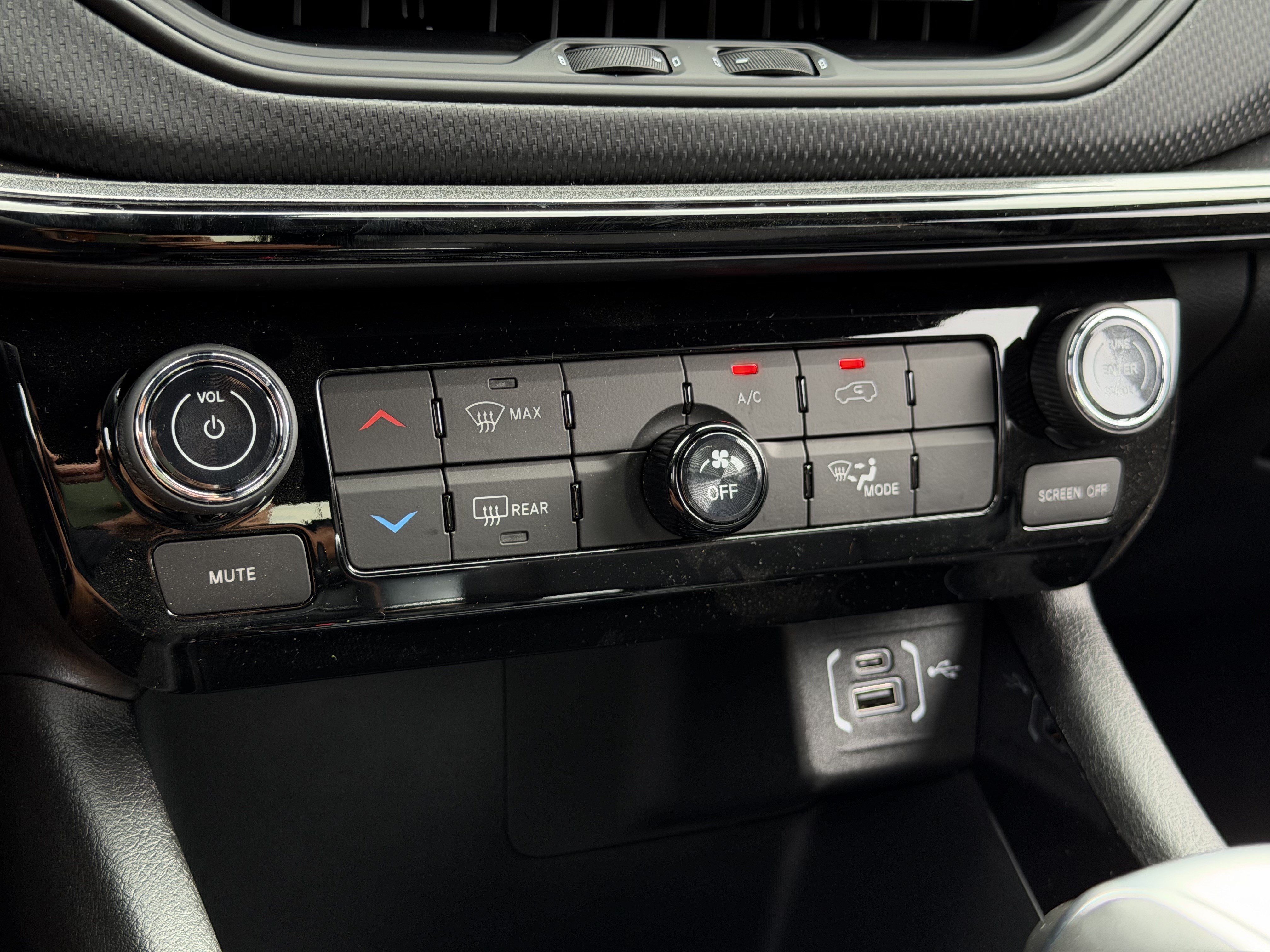 New 2026 Jeep Compass Latitude AWD/4WD image 27