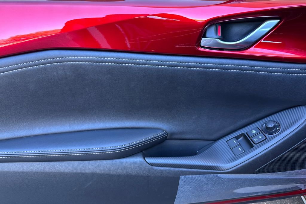 New 2025 MAZDA MX-5 Miata Grand Touring w/ Appearance Package image 12