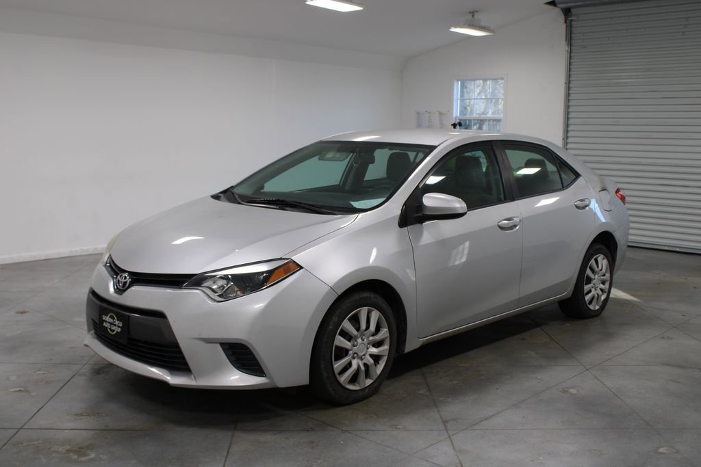 Used 2016 Toyota Corolla LE image 4