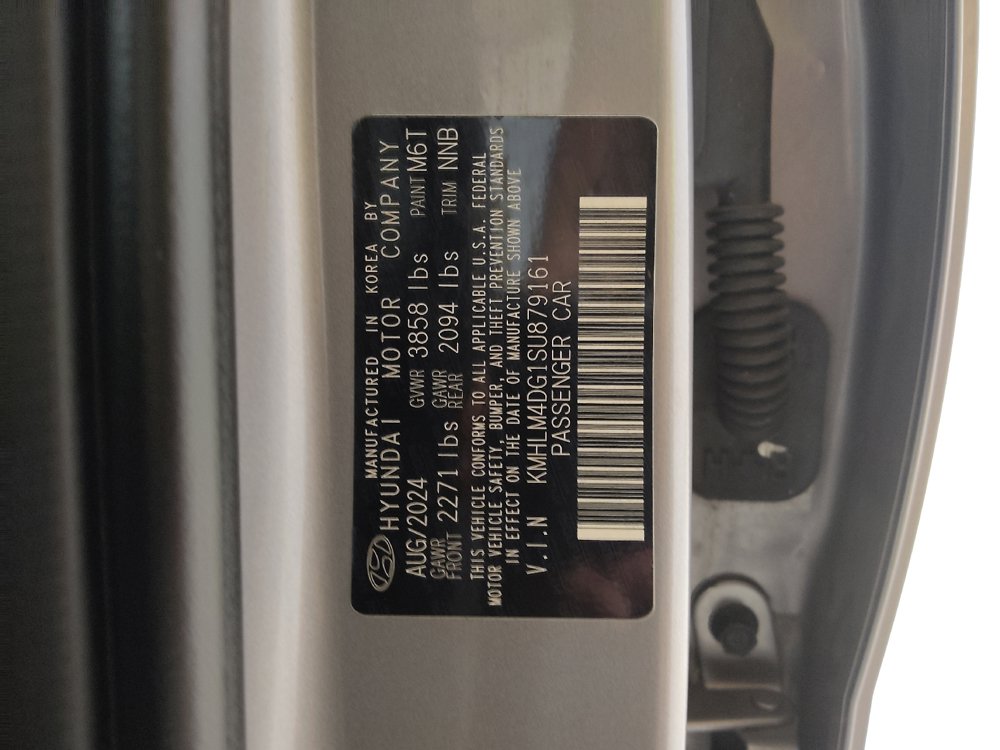 Used 2025 Hyundai Elantra Sport FWD image 33