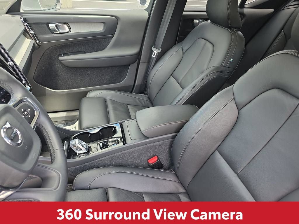 Used 2023 Volvo XC40 B5 Plus w/ Driver Assist Package AWD/4WD image 16